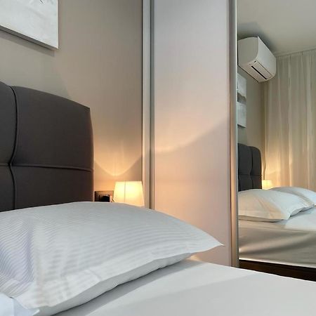 Apartment Linda With Panoramic Sea View Makarska Bagian luar foto