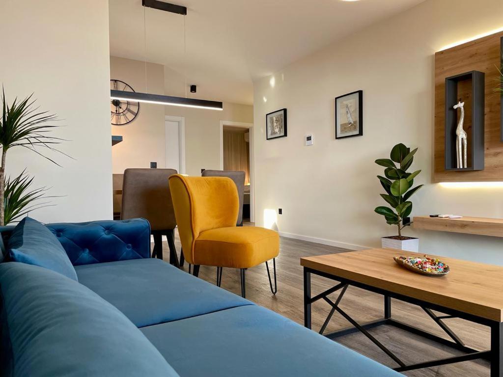 Apartment Linda With Panoramic Sea View Makarska Bagian luar foto